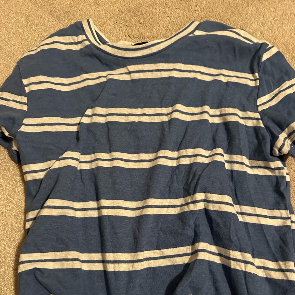 blue and white striped loose crop tee
